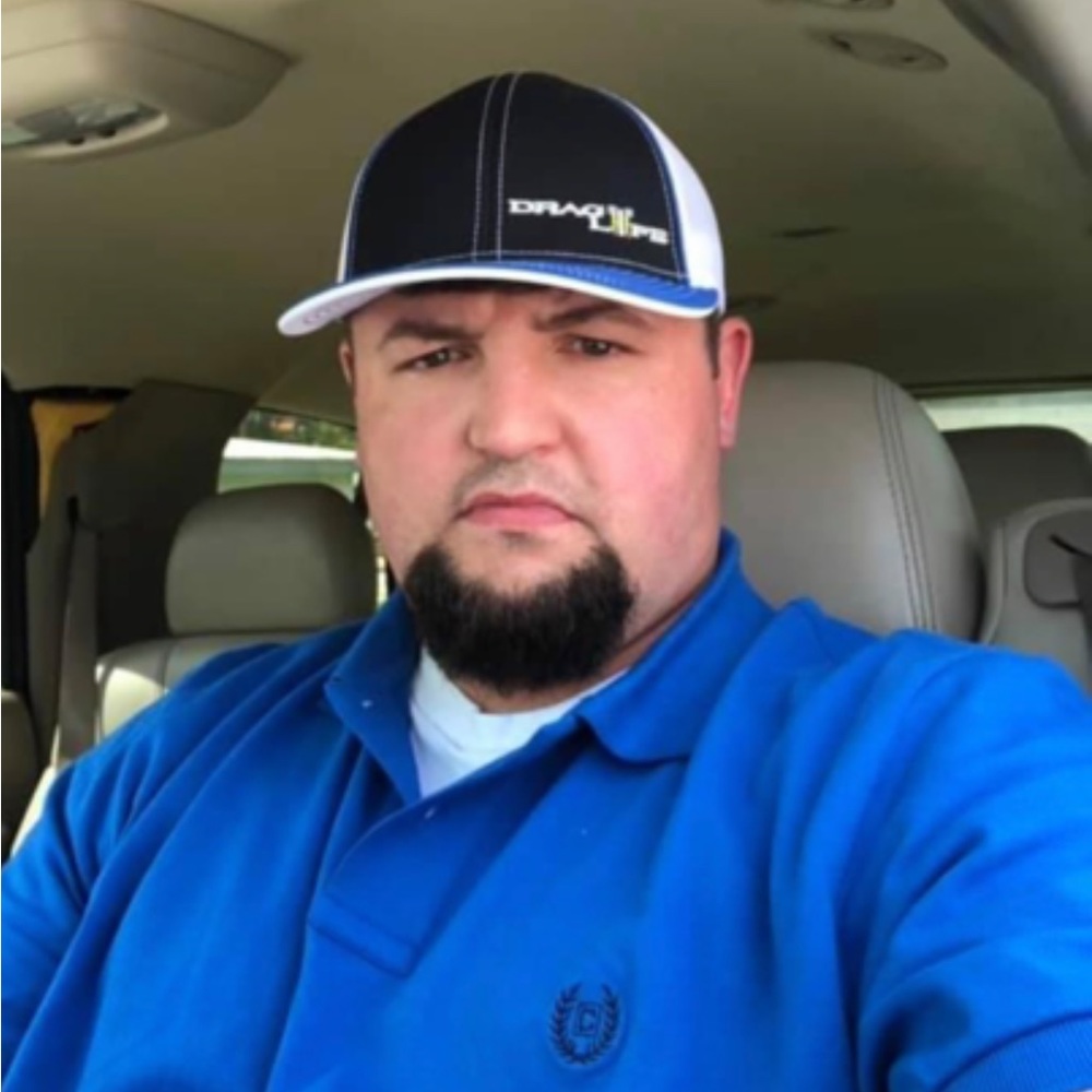 Meet your Posher, Dustin